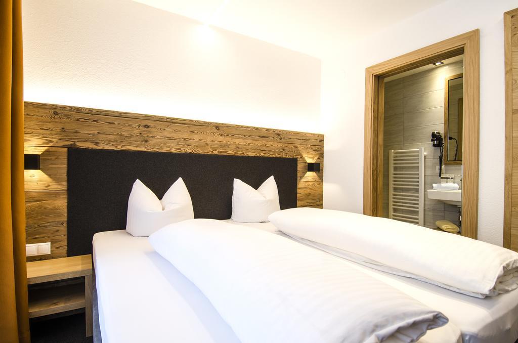 Hotel Garni Persutt Ischgl Exteriér fotografie