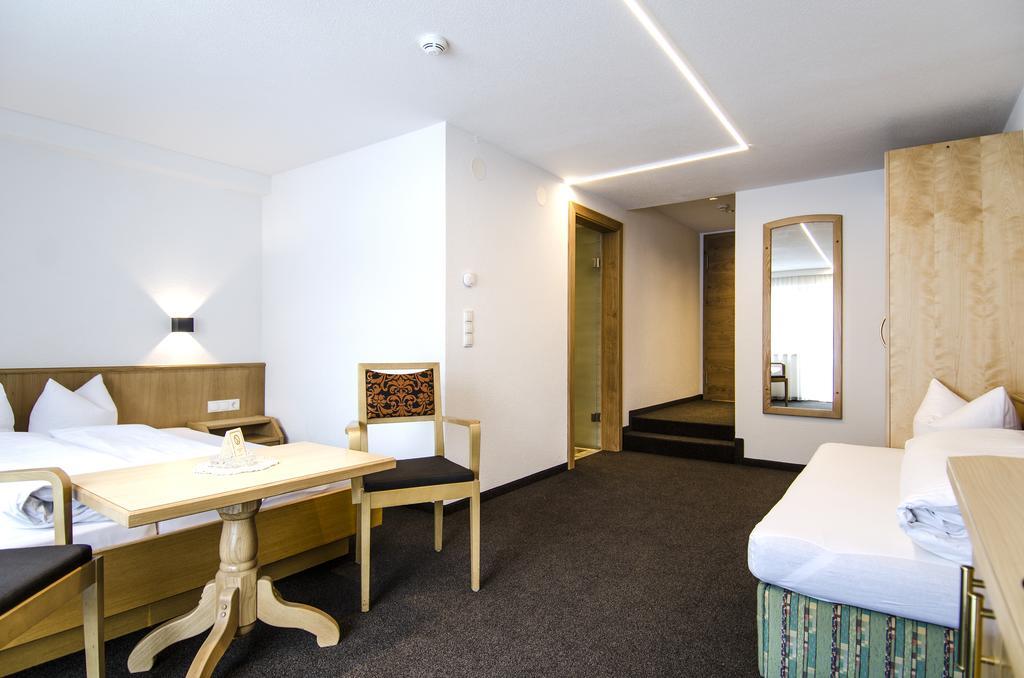 Hotel Garni Persutt Ischgl Exteriér fotografie