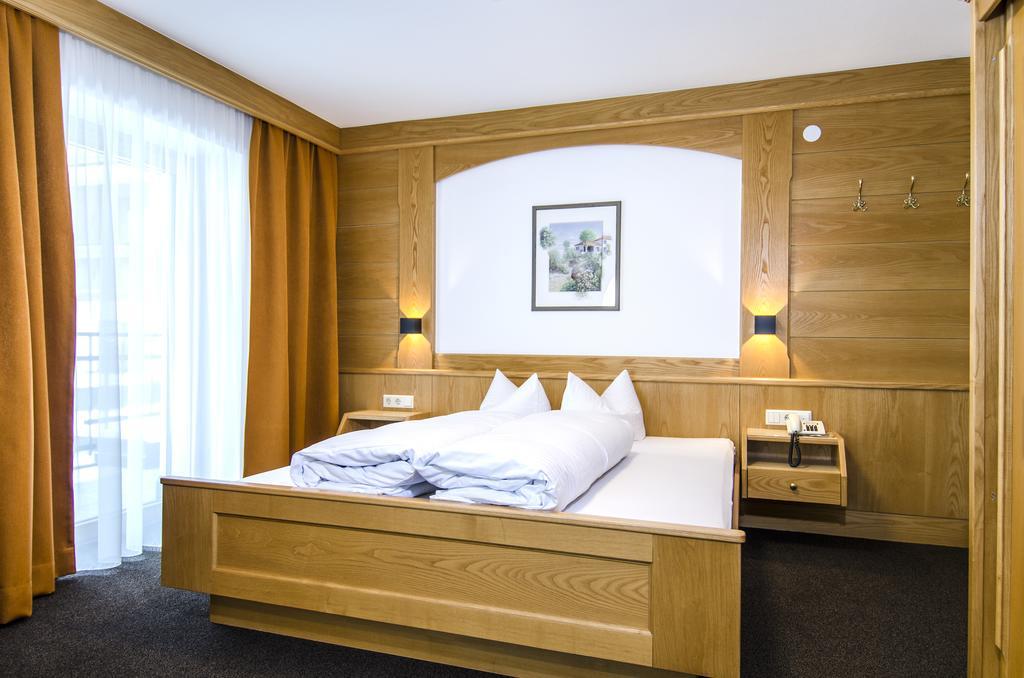 Hotel Garni Persutt Ischgl Exteriér fotografie