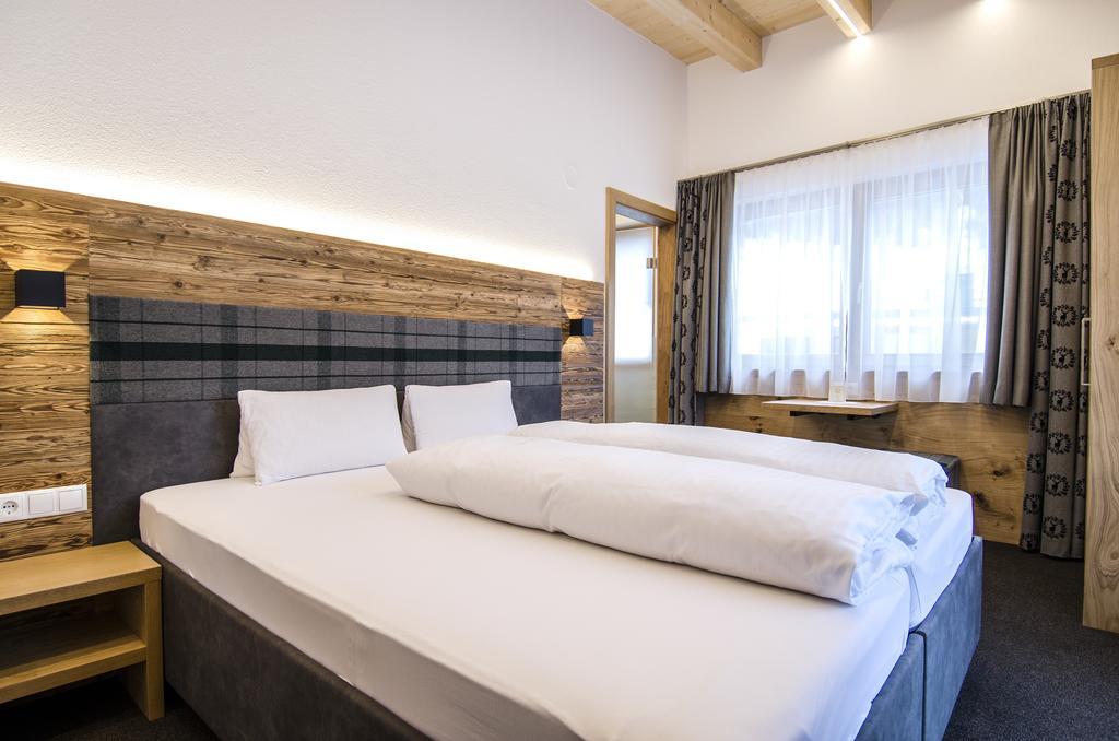 Hotel Garni Persutt Ischgl Exteriér fotografie